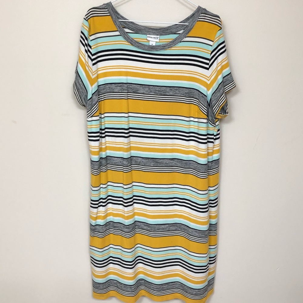 Ava & Viv Short Sleeve Plus Size T-Shirt Dress